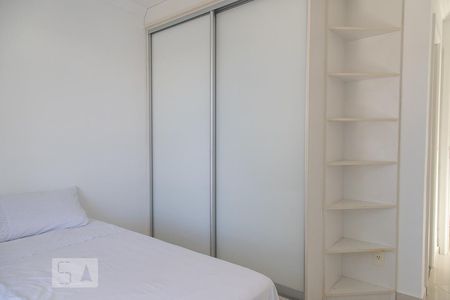 Casa de condomínio para alugar com 268m², 5 quartos e 2 vagasSuíte 2