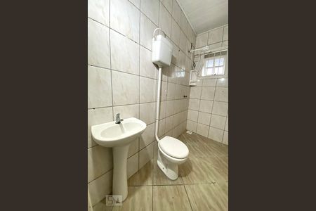 Banheiro de casa à venda com 1 quarto, 50m² em Guarani, Novo Hamburgo
