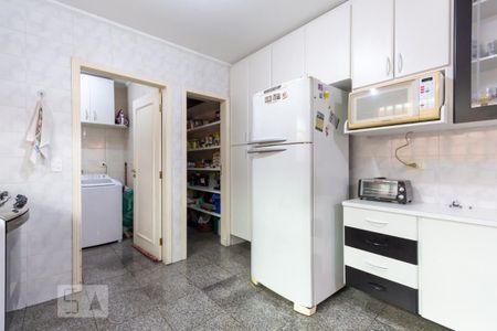 Casa à venda com 250m², 3 quartos e 3 vagasCozinha