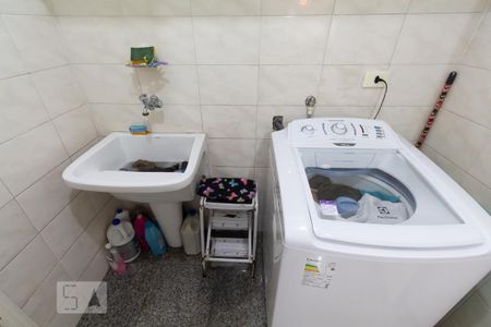 Casa à venda com 250m², 3 quartos e 3 vagasÁrea de serviço