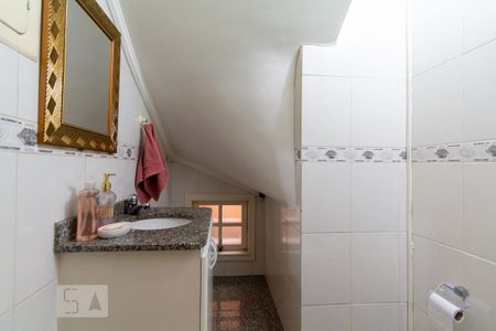 Casa à venda com 250m², 3 quartos e 3 vagasBanheiro 2