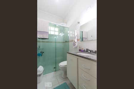 Casa à venda com 250m², 3 quartos e 3 vagasBanheiro