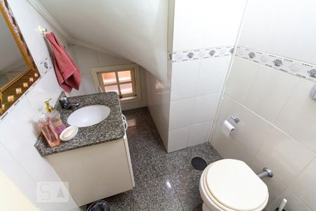Casa à venda com 250m², 3 quartos e 3 vagasBanheiro 2