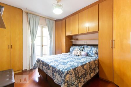 Casa à venda com 250m², 3 quartos e 3 vagasSuíte