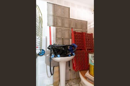 Casa à venda com 250m², 3 quartos e 3 vagasBanheiro de serviço