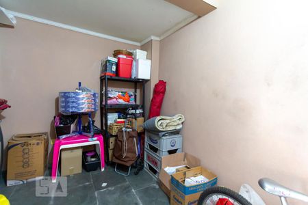 Casa à venda com 250m², 3 quartos e 3 vagasQuarto de serviço