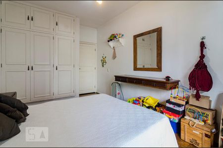 Apartamento à venda com 236m², 4 quartos e 2 vagas Apartamento à venda com 236m², 4 quartos e 2 vagasquarto 4