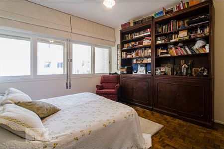 Apartamento à venda com 236m², 4 quartos e 2 vagas Apartamento à venda com 236m², 4 quartos e 2 vagasSuíte