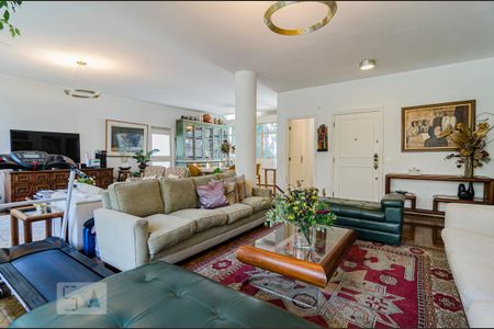 Apartamento à venda com 236m², 4 quartos e 2 vagas Apartamento à venda com 236m², 4 quartos e 2 vagasSala