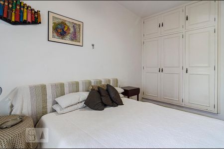 Apartamento à venda com 236m², 4 quartos e 2 vagas Apartamento à venda com 236m², 4 quartos e 2 vagasquarto 4