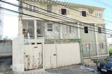 Apartamento para alugar com 130m², 3 quartos e sem vagaFachada