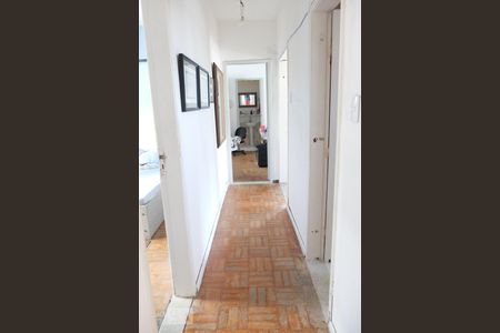 Apartamento para alugar com 130m², 3 quartos e sem vagaCorredor