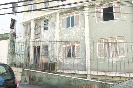 Apartamento para alugar com 130m², 3 quartos e sem vagaFachada