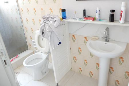 Apartamento para alugar com 130m², 3 quartos e sem vagaBanheiro da suite