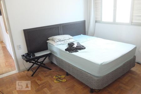 Apartamento para alugar com 130m², 3 quartos e sem vagaSuite