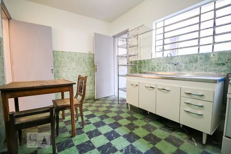 Casa para alugar com 120m², 2 quartos e 1 vagaCozinha