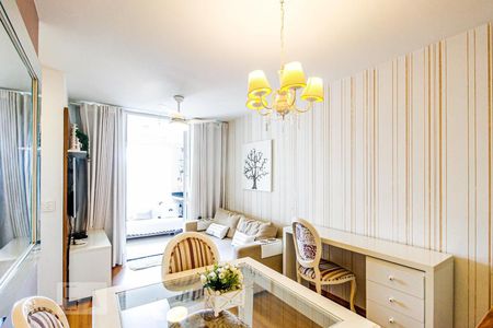 Sala de jantar de apartamento à venda com 2 quartos, 60m² em Campo Belo, São Paulo