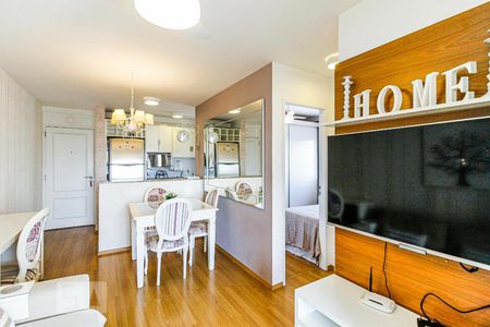 Sala de apartamento à venda com 2 quartos, 60m² em Campo Belo, São Paulo