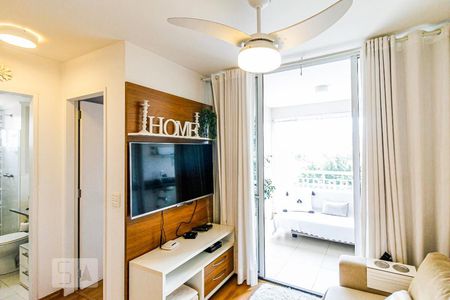 Sala de apartamento à venda com 2 quartos, 60m² em Campo Belo, São Paulo