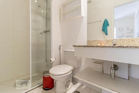 Apartamento à venda com 41m², 1 quarto e 1 vaga Apartamento à venda com 41m², 1 quarto e 1 vagaBanheiro da Suíte