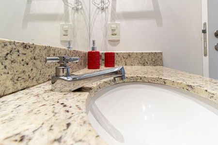 Apartamento à venda com 41m², 1 quarto e 1 vaga Apartamento à venda com 41m², 1 quarto e 1 vagaBanheiro da Suíte - Pia