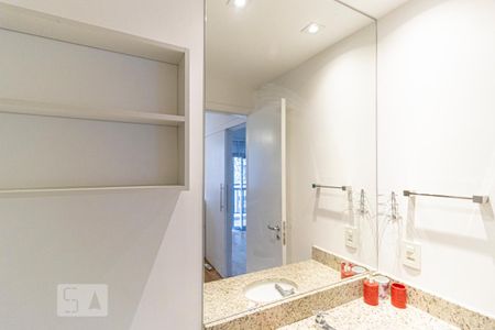 Apartamento à venda com 41m², 1 quarto e 1 vaga Apartamento à venda com 41m², 1 quarto e 1 vagaBanheiro da Suíte - Espelho