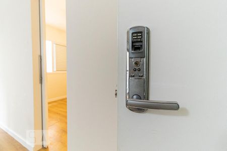 Apartamento à venda com 41m², 1 quarto e 1 vaga Apartamento à venda com 41m², 1 quarto e 1 vagaFechadura Eletrônica