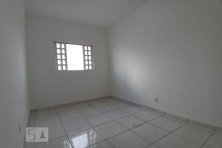Quarto de kitnet/studio para alugar com 1 quarto, 45m² em Samambaia Sul (samambaia), Brasília