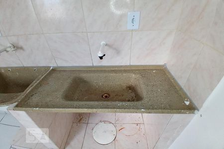 Pia de kitnet/studio para alugar com 1 quarto, 45m² em Samambaia Sul (samambaia), Brasília