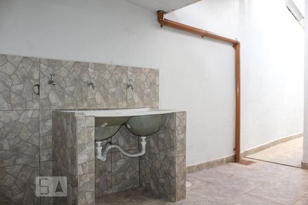 Casa para alugar com 90m², 2 quartos e 1 vagaÁrea de Serviço