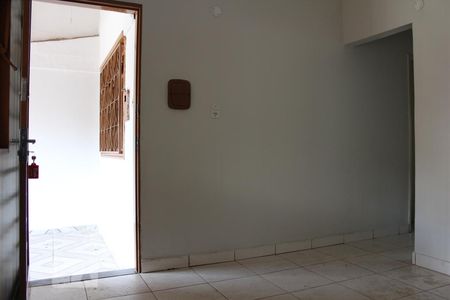 Sala de casa para alugar com 2 quartos, 90m² em Guará I, Brasília