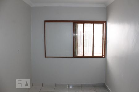 Quarto 1 de casa para alugar com 2 quartos, 90m² em Guará I, Brasília
