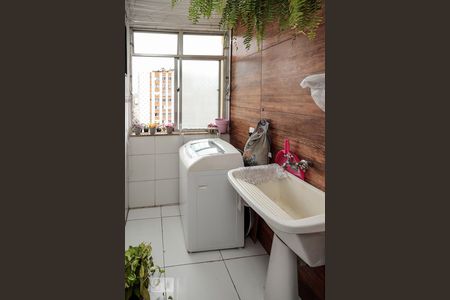 Apartamento à venda com 76m², 2 quartos e 1 vaga Apartamento à venda com 76m², 2 quartos e 1 vagaÁrea de Serviço