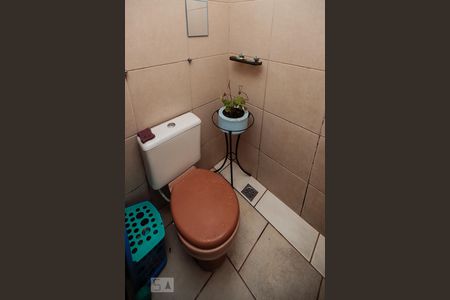Apartamento à venda com 76m², 2 quartos e 1 vaga Apartamento à venda com 76m², 2 quartos e 1 vagaBanheiro de Serviço