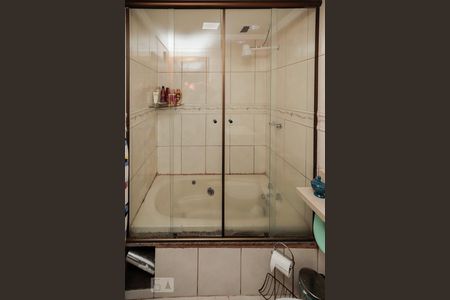 Apartamento à venda com 76m², 2 quartos e 1 vaga Apartamento à venda com 76m², 2 quartos e 1 vagaBanheiro