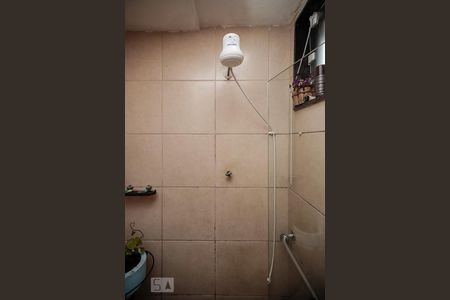 Apartamento à venda com 76m², 2 quartos e 1 vaga Apartamento à venda com 76m², 2 quartos e 1 vagaBanheiro de Serviço