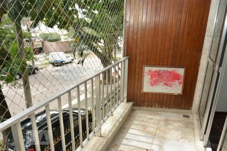 Apartamento à venda com 100m², 3 quartos e 2 vagasVista da Sacada