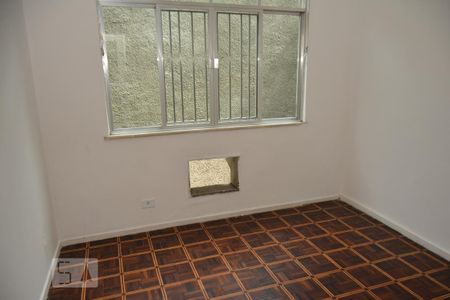 Apartamento à venda com 100m², 3 quartos e 2 vagasQuarto 2