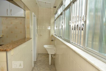Apartamento à venda com 100m², 3 quartos e 2 vagasBanheiro 2