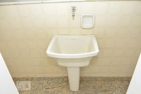 Apartamento à venda com 100m², 3 quartos e 2 vagasDetalhe da area de serviço