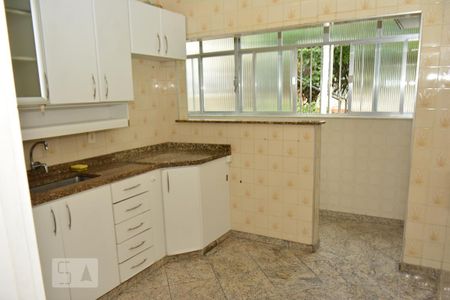 Apartamento à venda com 100m², 3 quartos e 2 vagasCozinha