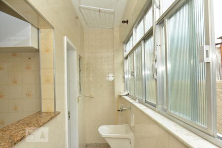 Apartamento à venda com 100m², 3 quartos e 2 vagasDetalhe da area de serviço
