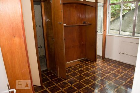 Apartamento à venda com 100m², 3 quartos e 2 vagasQuarto com suite