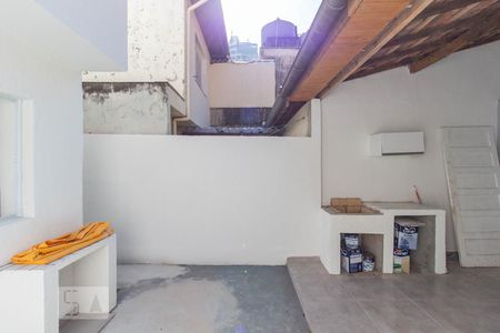 Casa à venda com 140m², 3 quartos e 1 vagaÁrea de Serviço