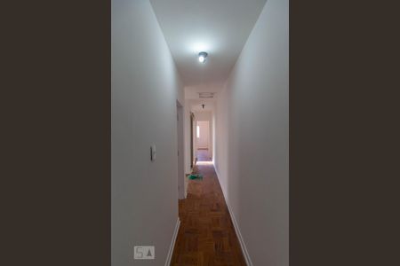 Casa à venda com 140m², 3 quartos e 1 vagaCorredor