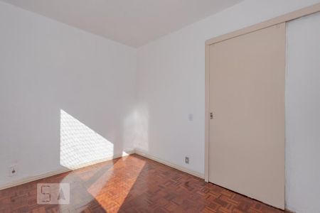 Quarto 2 de apartamento para alugar com 2 quartos, 51m² em Protásio Alves, Porto Alegre