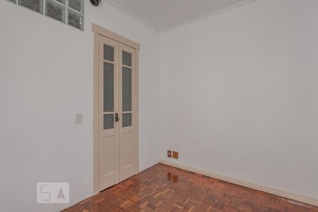 Quarto 1 de apartamento para alugar com 2 quartos, 51m² em Protásio Alves, Porto Alegre
