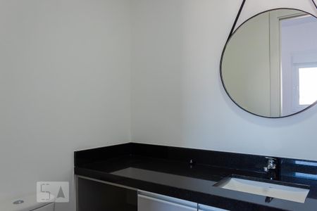 Banheiro de kitnet/studio para alugar com 1 quarto, 38m² em Marechal Rondon, Canoas