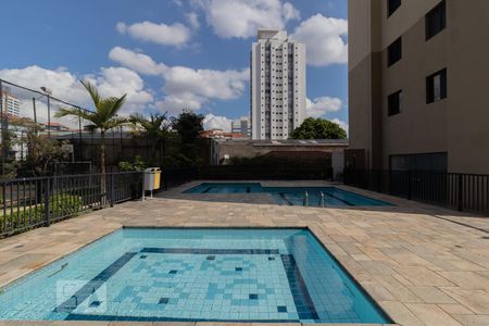 Apartamento à venda com 55m², 2 quartos e 1 vaga Apartamento à venda com 55m², 2 quartos e 1 vagaÁrea comum - Piscina