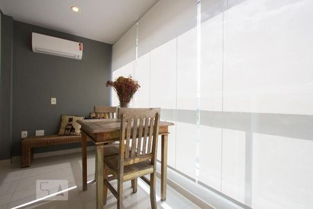 Varanda de kitnet/studio para alugar com 1 quarto, 50m² em Brooklin, São Paulo